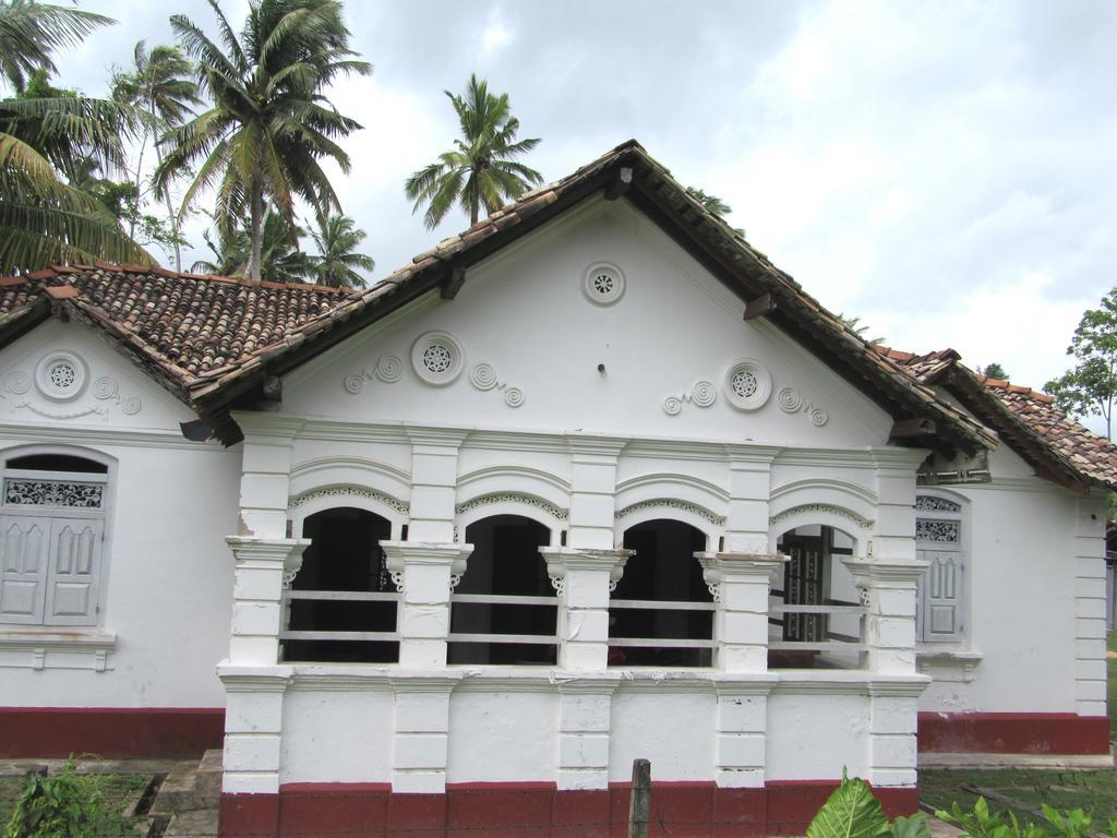 The Colonial Villa มิดิกามาอีสต์ ภายนอก รูปภาพ